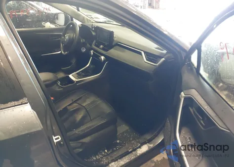 2022 Toyota Rav4 Hybrid Le z USA, uszkodzony, nr VIN JTMMWRFV9ND150261